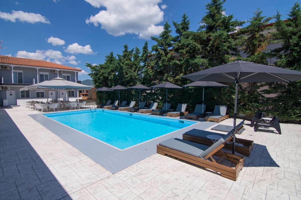 Philoxenia Suites Vrasná Eksteriør bilde