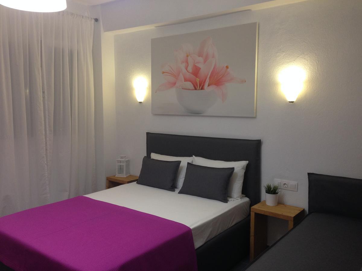 Philoxenia Suites Vrasná Eksteriør bilde