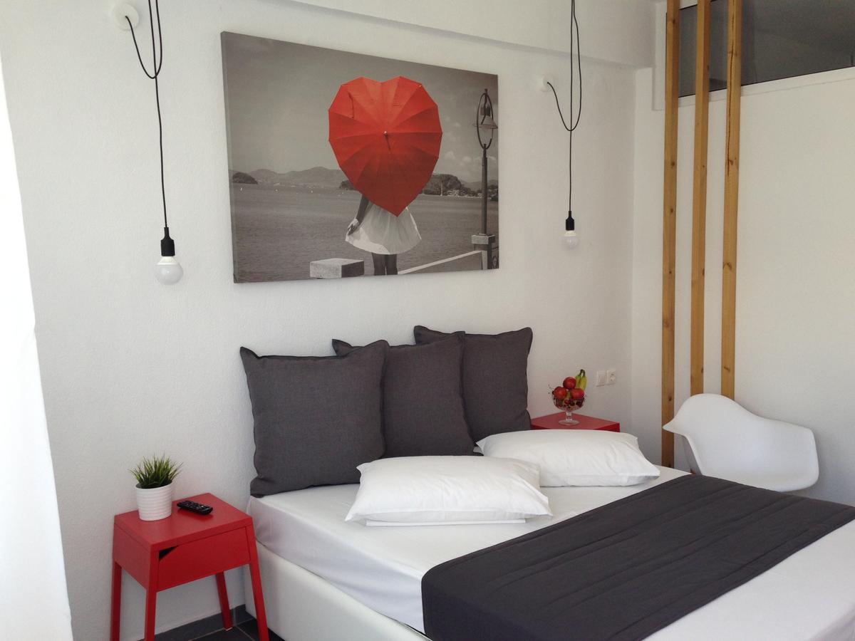 Philoxenia Suites Vrasná Eksteriør bilde